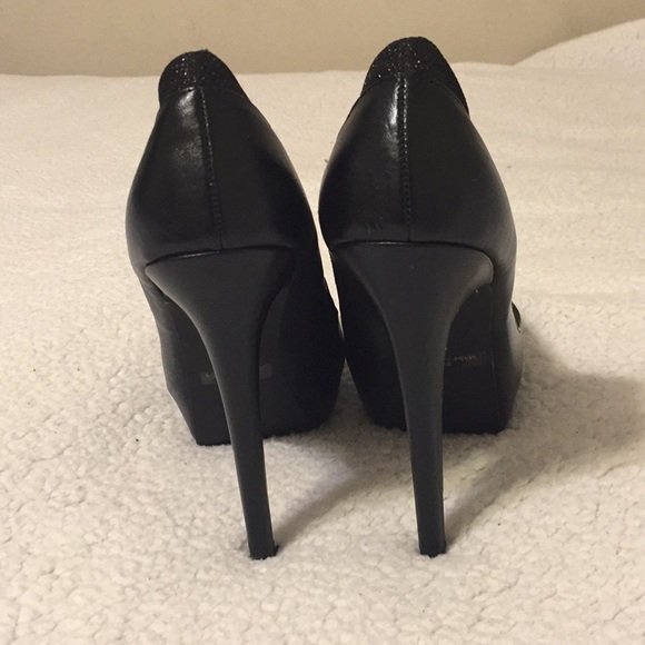 🌹Classy black heels🌹 - Picture 5 of 5